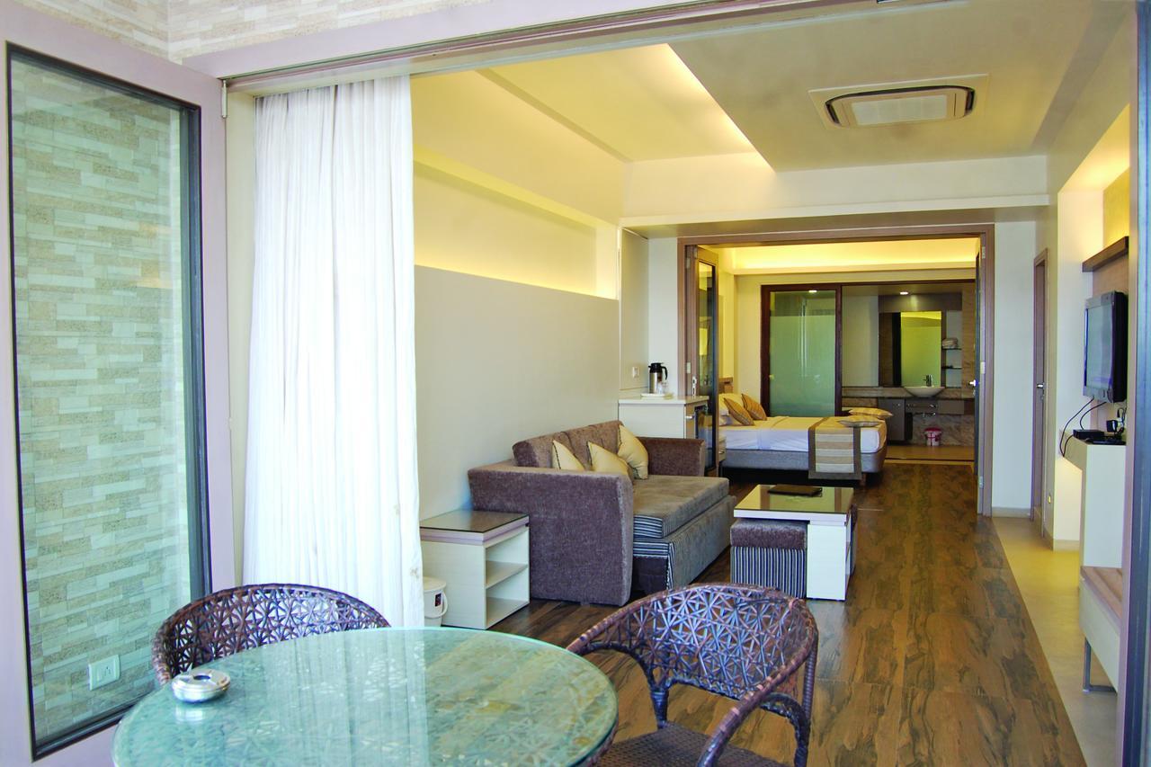 Hotel Miramar دامان المظهر الخارجي الصورة