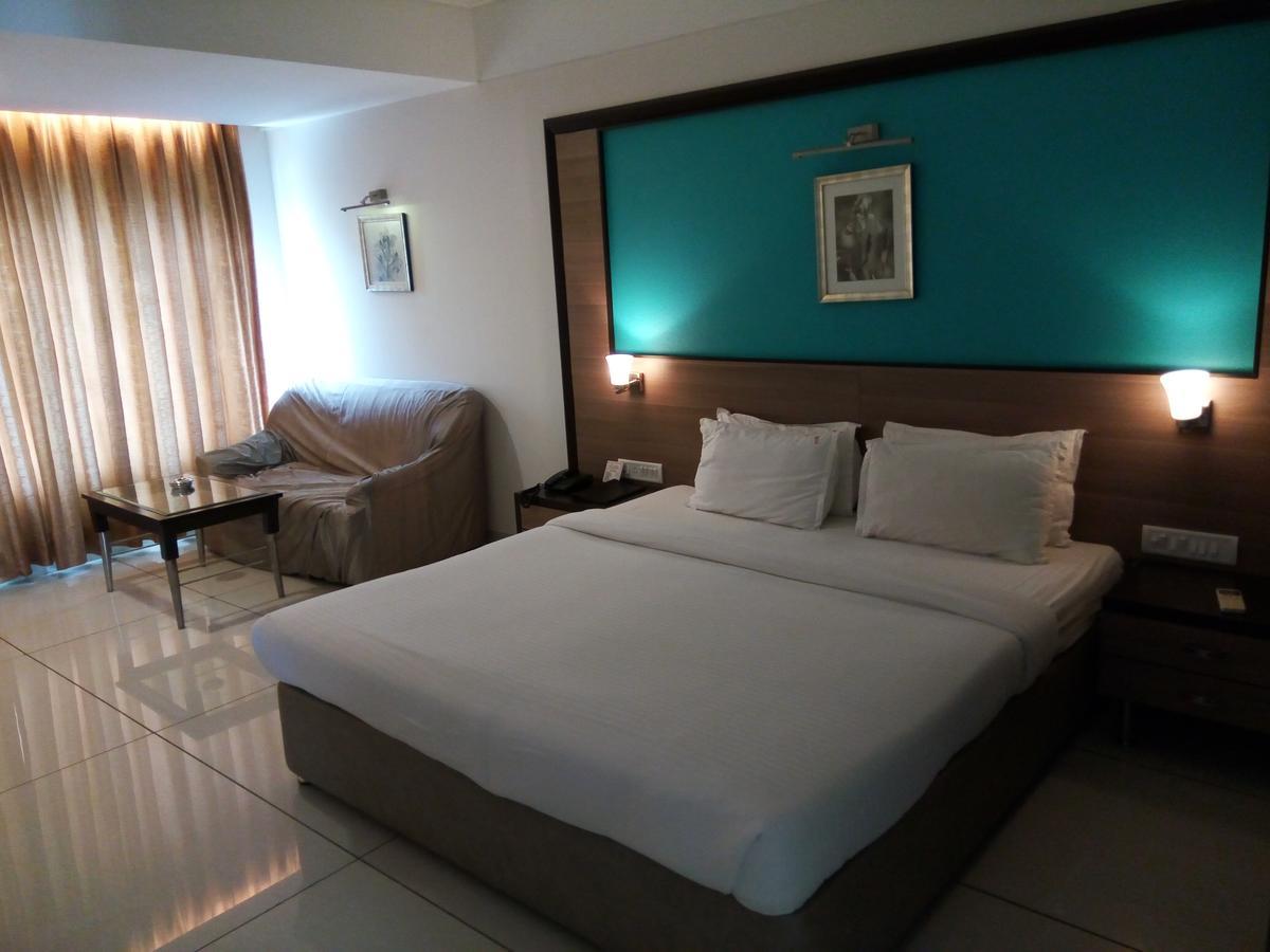 Hotel Miramar دامان المظهر الخارجي الصورة