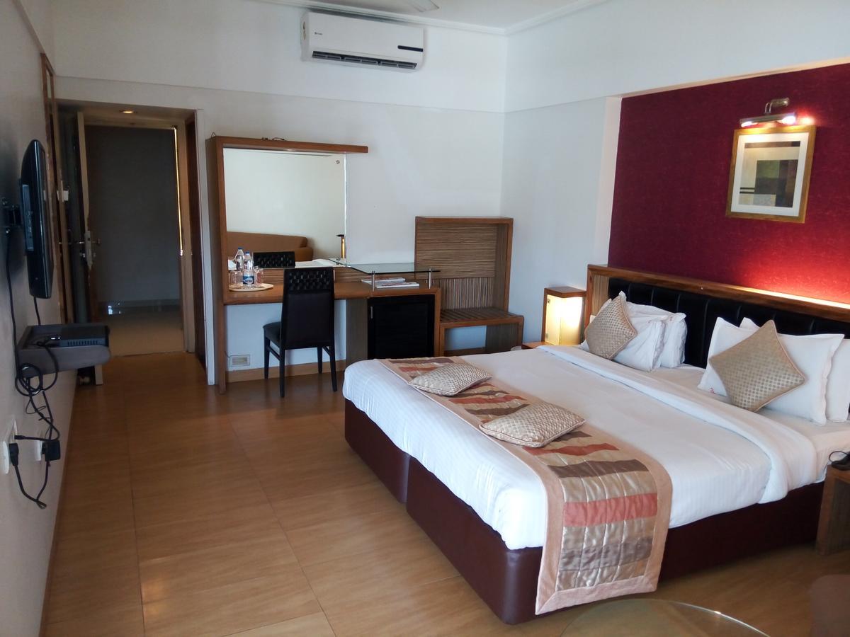 Hotel Miramar دامان المظهر الخارجي الصورة